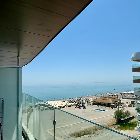 Grand Panorama *