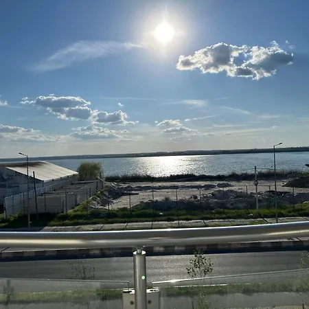 Grand Panorama *